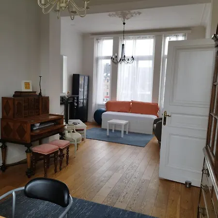 Apartment Antique Au Centre D'andenne *