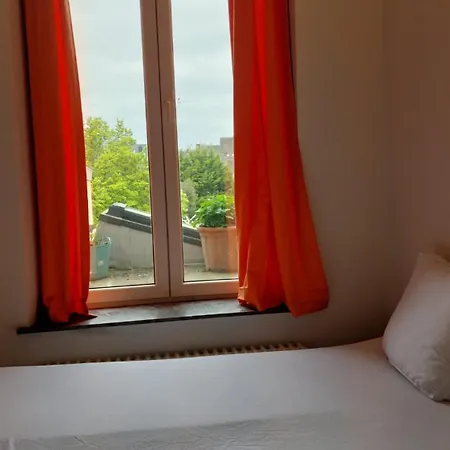 Antique Au Centre D'andenne Apartment