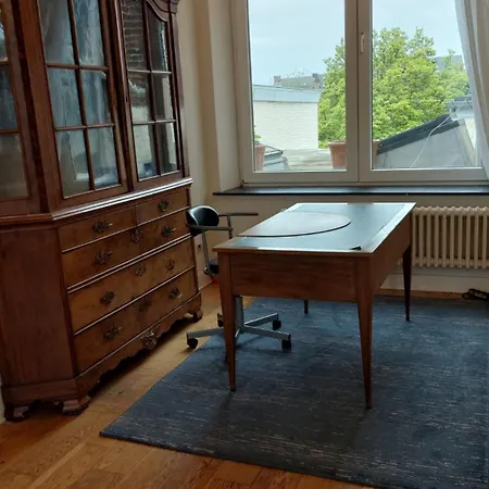 Antique Au Centre D'andenne Apartment *
